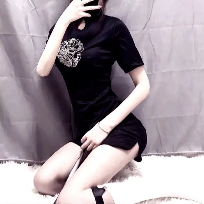 战鼓轻敲